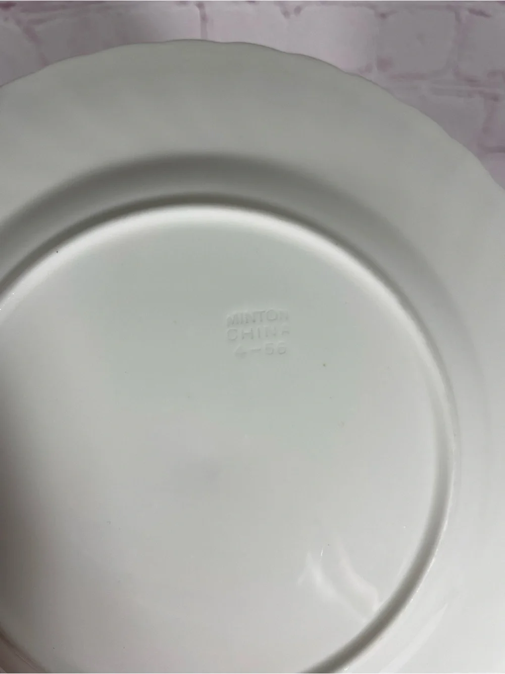 Vintage Minton White Fife Bone China Salad Plates 7 7/8” England Discontinued
